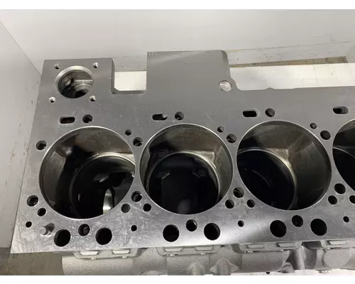CUMMINS L9 Cylinder Block