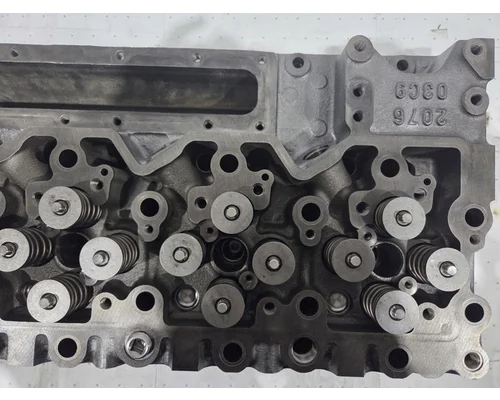 CUMMINS L9 Cylinder Head