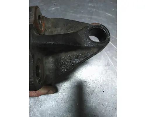 CUMMINS L9 ENGINE MOUNTS, ENGINE (REAR)