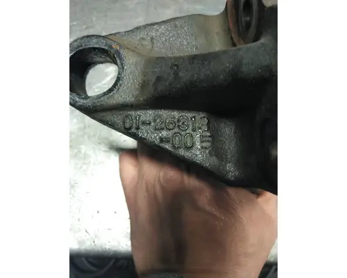 CUMMINS L9 ENGINE MOUNTS, ENGINE (REAR)