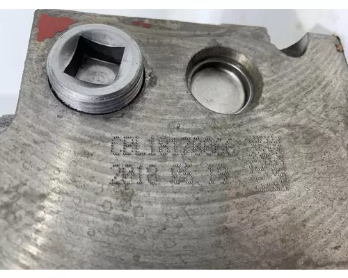 CUMMINS L9 Engine Cylinder Head