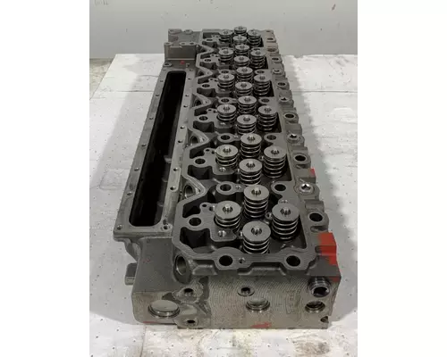 CUMMINS L9 Engine Cylinder Head