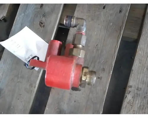 CUMMINS LT625 945 Hoses & Tubes