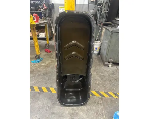 CUMMINS LT625 Oil Pan
