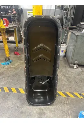 CUMMINS LT625 Oil Pan