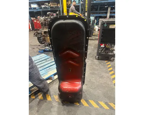CUMMINS LT625 Oil Pan