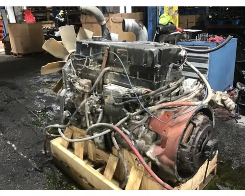 CUMMINS M11 CELECT+ Engine Assembly
