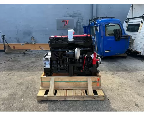 CUMMINS M11 CELECT+ Engine Assembly