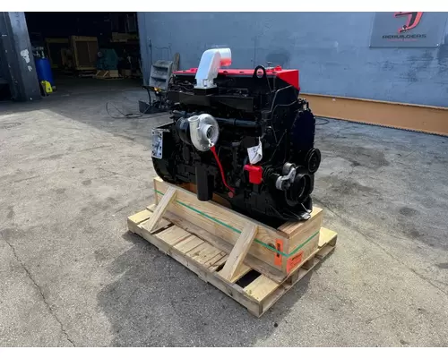 CUMMINS M11 CELECT+ Engine Assembly