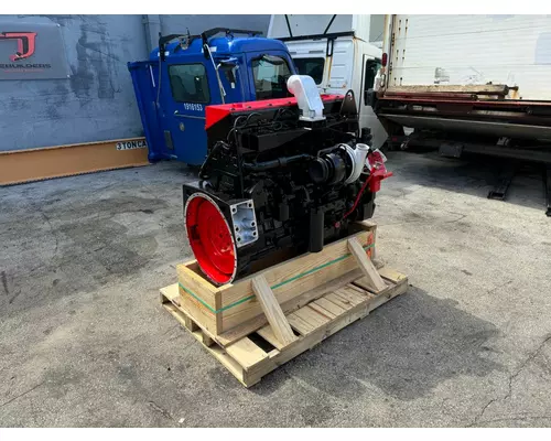 CUMMINS M11 CELECT+ Engine Assembly