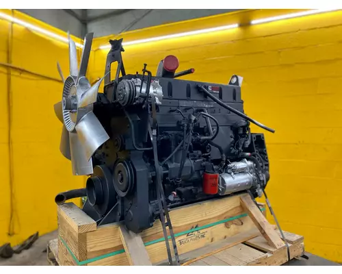 CUMMINS M11 CELECT+ Engine Assembly