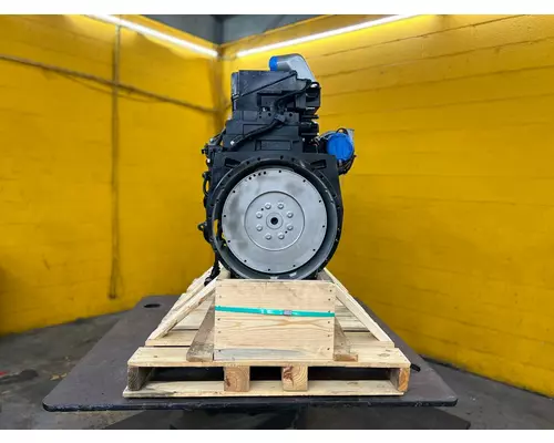 CUMMINS M11 CELECT+ Engine Assembly