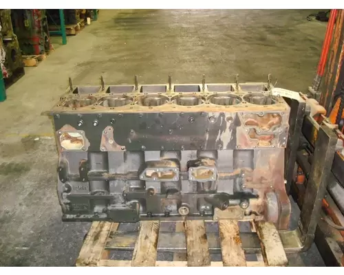 CUMMINS M11 CELECT Cylinder Block