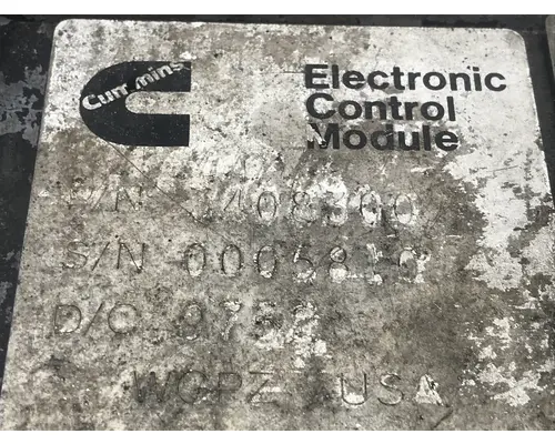 CUMMINS M11 CELECT Engine Control Module (ECM)