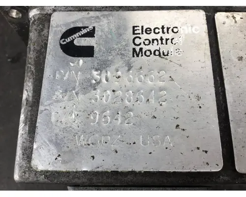 CUMMINS M11 CELECT Engine Control Module (ECM)