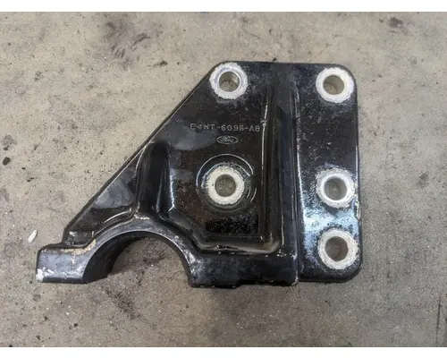 CUMMINS M11 CELECT Engine Mounts