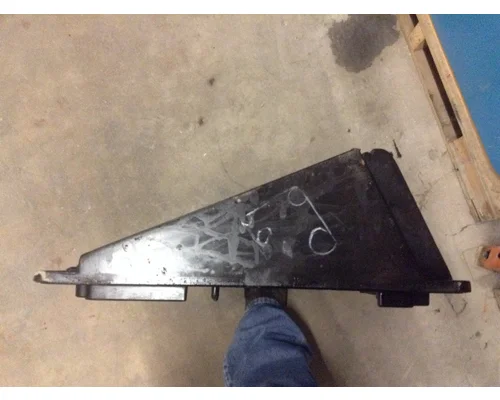 CUMMINS M11 CELECT Engine Valve Cover