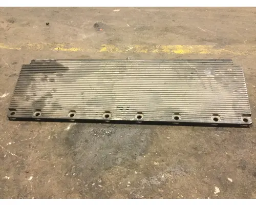 CUMMINS M11 CELECT Engine Valve Cover