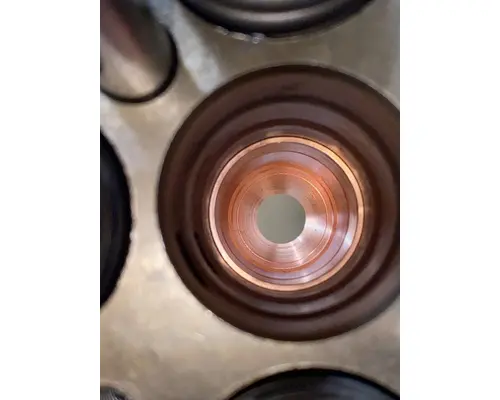 CUMMINS M11 Celect Plus Cylinder Head