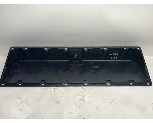CUMMINS M11 Celect Plus Valve Cover