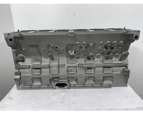 CUMMINS M11 Celect Engine Block