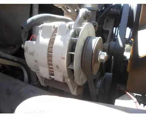 CUMMINS M11 Alternator