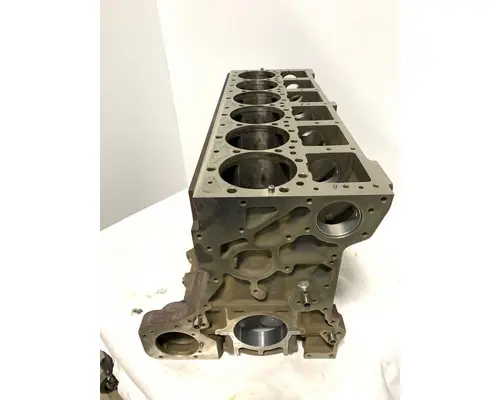 CUMMINS M11 Cylinder Block