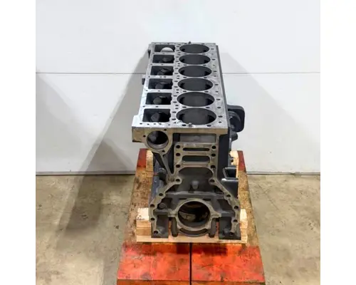 CUMMINS M11 Cylinder Block