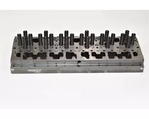 CUMMINS M11 Cylinder Head