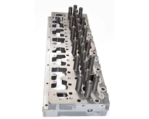 CUMMINS M11 Cylinder Head