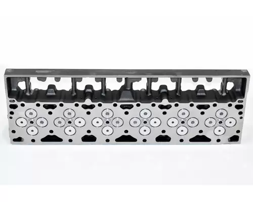 CUMMINS M11 Cylinder Head