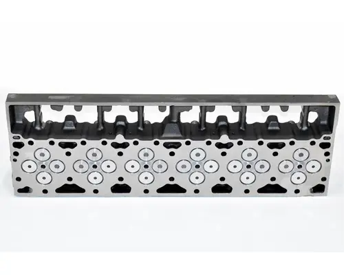 CUMMINS M11 Cylinder Head