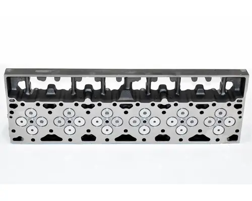 CUMMINS M11 Cylinder Head