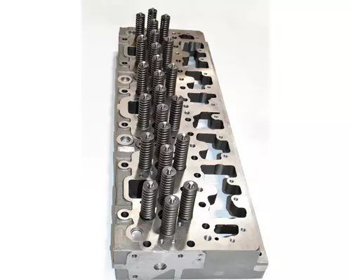 CUMMINS M11 Engine Cylinder Head