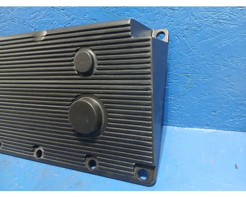 CUMMINS M11 Valve Cover