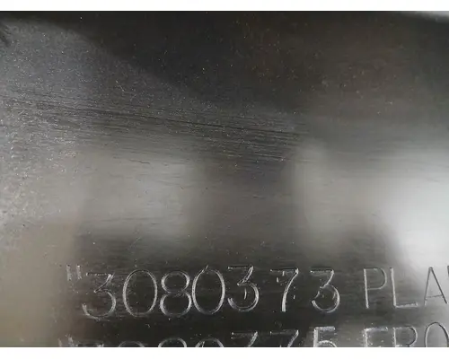 CUMMINS M11 Valve Cover