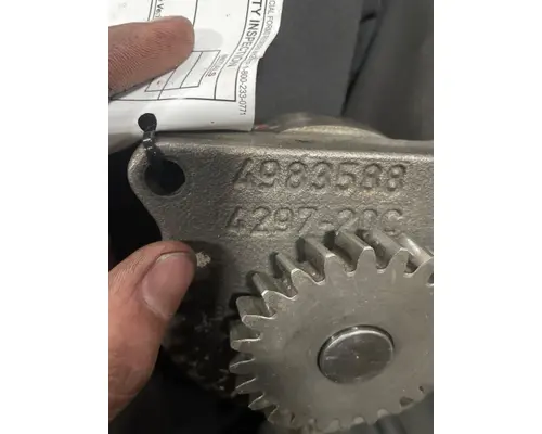 CUMMINS M2-106 Oil Pump