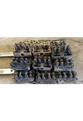 CUMMINS N-14 Cylinder Head