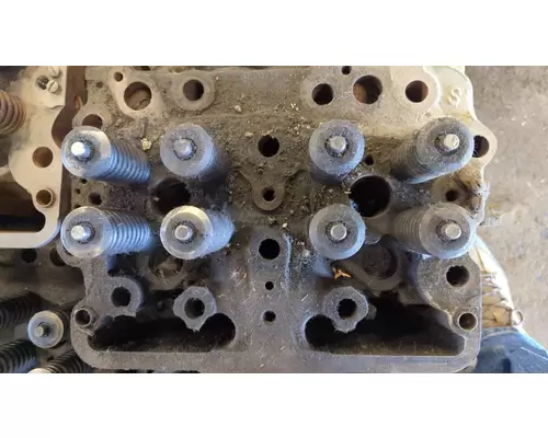 CUMMINS N-14 Cylinder Head