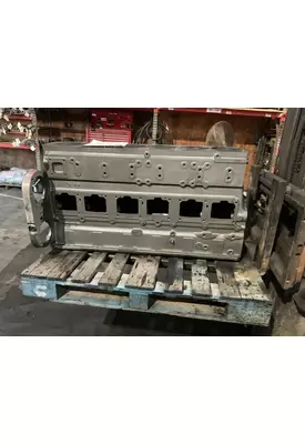 CUMMINS N14 CELECT+ Cylinder Block