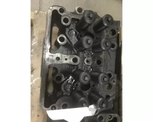 CUMMINS N14 CELECT   410-435 HP CYLINDER HEAD