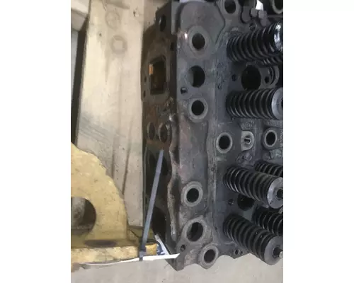 CUMMINS N14 CELECT   410-435 HP CYLINDER HEAD