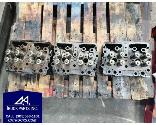 CUMMINS N14 CELECT Cylinder Head