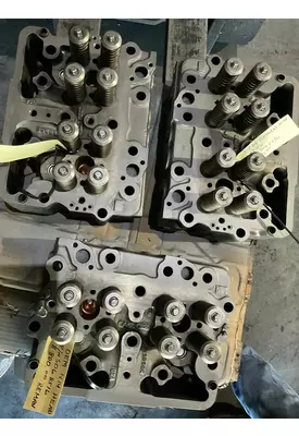 CUMMINS N14 CELECT Cylinder Head