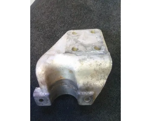 CUMMINS N14 CELECT ENGINE MOUNTS, ENGINE (REAR)
