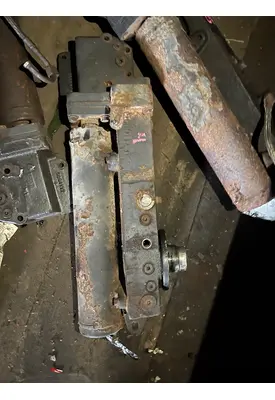 CUMMINS N14 CELECT Engine Oil Cooler