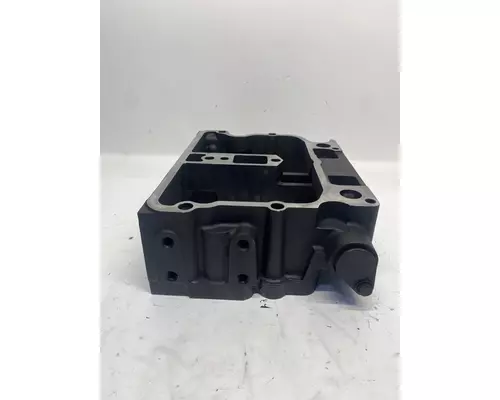 CUMMINS N14 Celect Plus Valve Cover Base