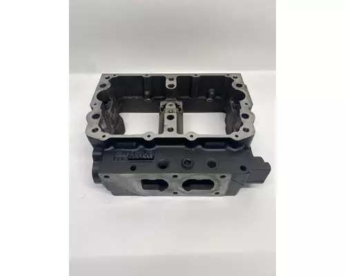 CUMMINS N14 Celect Plus Valve Cover Base