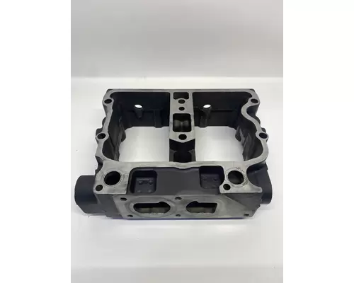 CUMMINS N14 Celect Plus Valve Cover