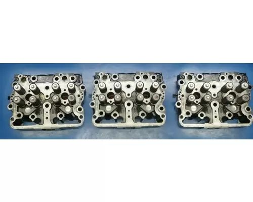 CUMMINS N14 Cylinder Head